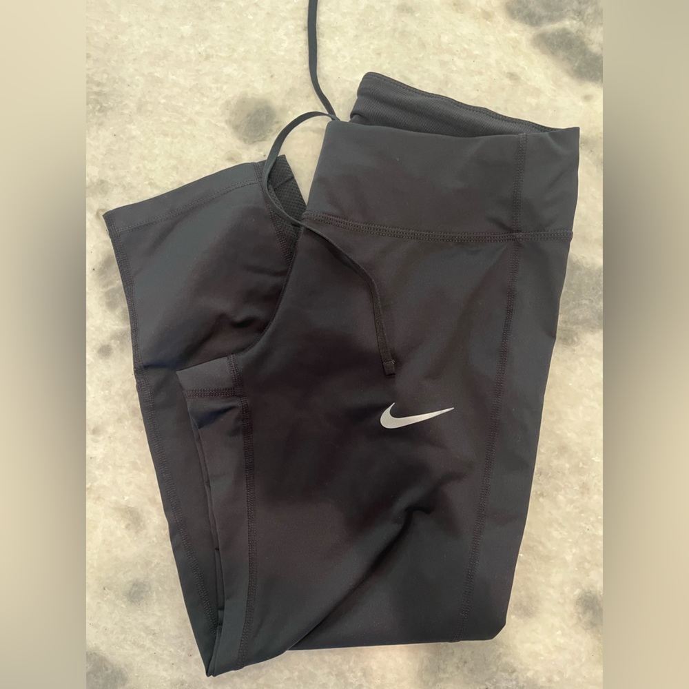 Nike Dri fit cropped tights